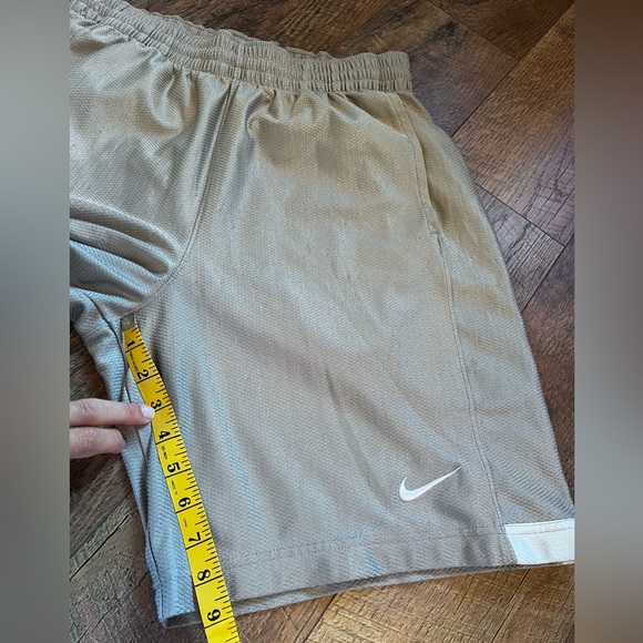 Nike Basketball Vintage Y2K Dazzle Shorts Silky Smooth Silver Size Medium - Picture 11 of 12